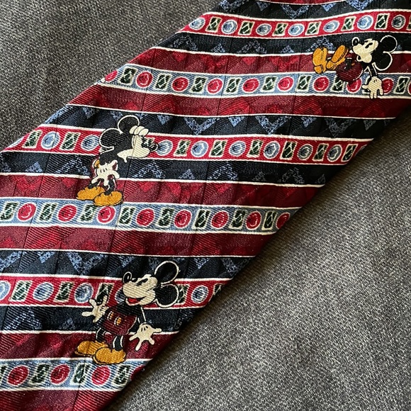 Vintage Disney Store Mickey Mouse striped silk tie 90s - Picture 4 of 4